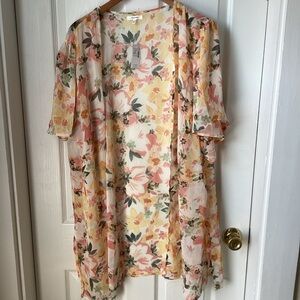 MAURICES: multi floral pattern kimono XXL
